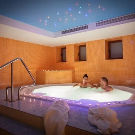 Wellness Alexandra 酒店 Liptovský Ján