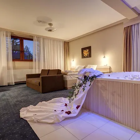 Wellness Alexandra 酒店 3*